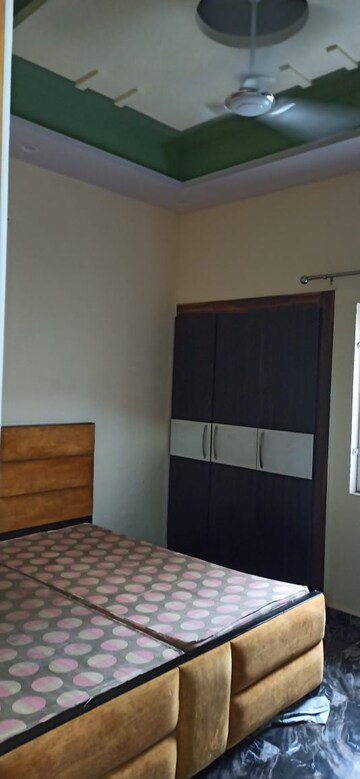 Room in 3 BHK Independent House at Sahastradhara Road – for Rent