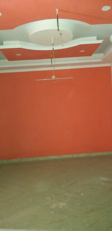 Room in 3 BHK Builder Floor at Land Craft Golf Links Villa, Pandav Nagar – for Sale