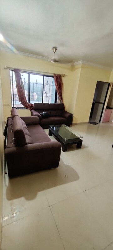 Common Area in  Pg at Kandivali East – for Rent