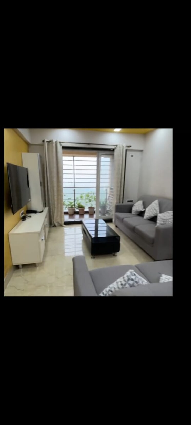 Living Room, siddhi-highland-park 2 Bedroom 648 Sq.Ft. Apartment In Kolshet Road Thane 8953136