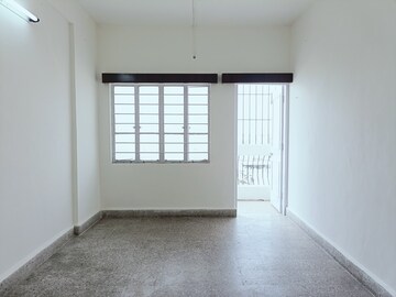 1 BHK Apartment For Rent in Camp