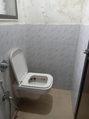 Bathroom in 1 RK Apartment at Vile Parle East – for Sale