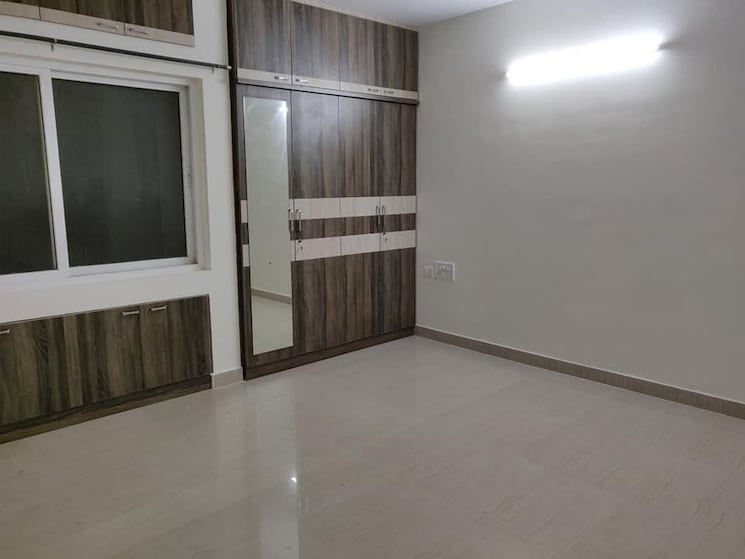 Room,  3 Bedroom 1680 Sq.Ft. Apartment In  Bangalore 8953294