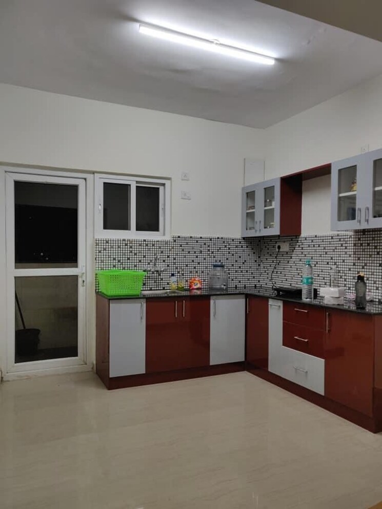 Kitchen,  3 Bedroom 1680 Sq.Ft. Apartment In  Bangalore 8953294