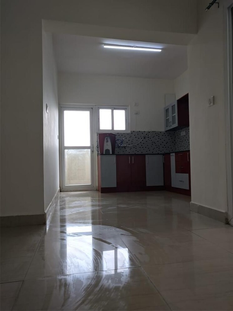 Room,  3 Bedroom 1680 Sq.Ft. Apartment In  Bangalore 8953294