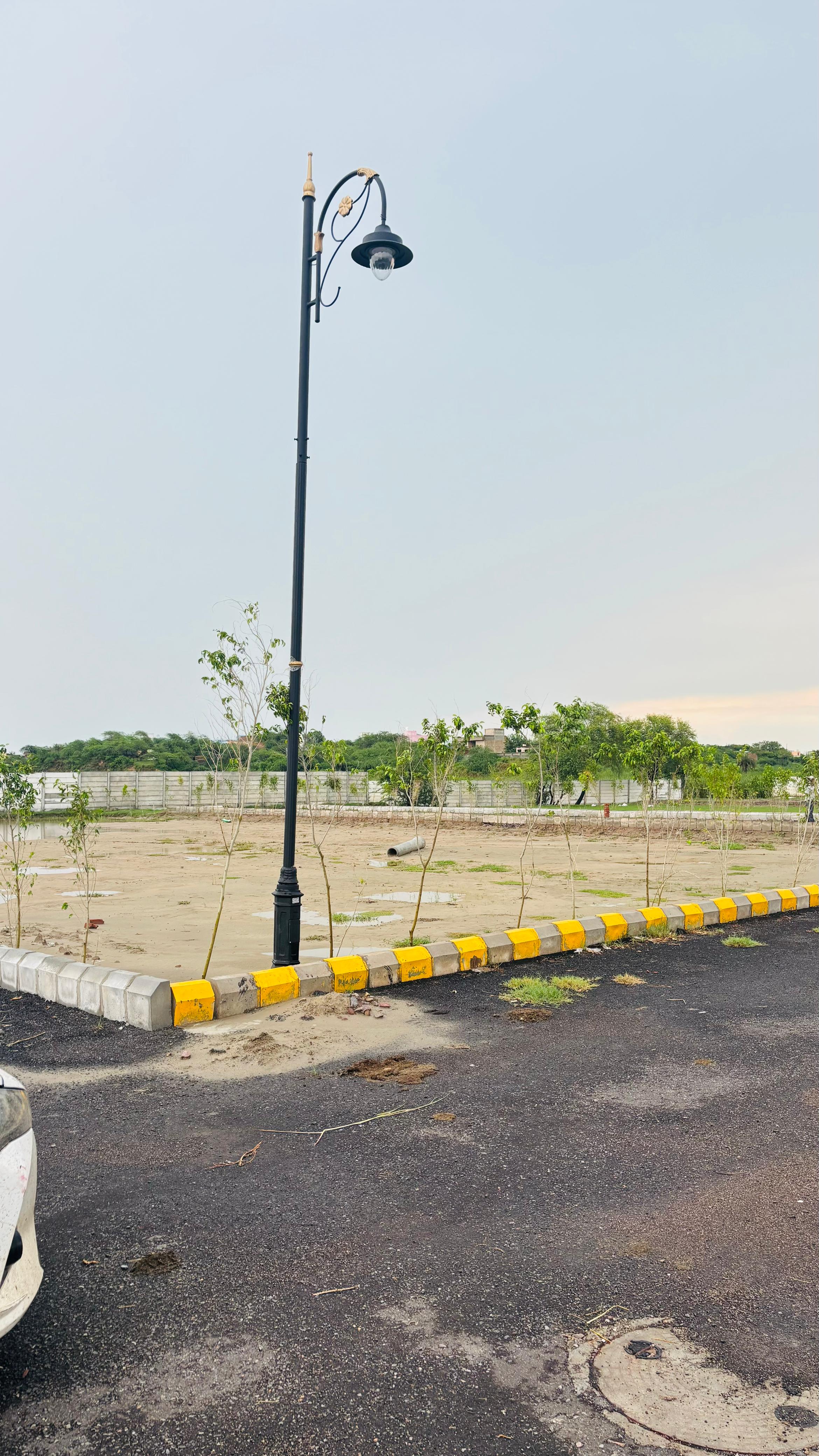 Plot For Sale in Jewar