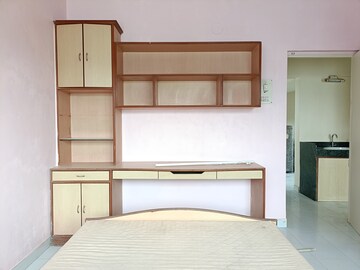 Master Bedroom in 3 BHK Apartment at Kumar Aangan, Yerawada – for Rent