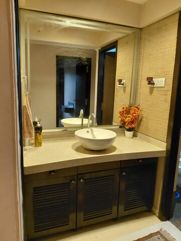 Furnished Amenities in 2.5 BHK Apartment at Kalpataru Siddhachal Elegant, Vasant Vihar – for Rent