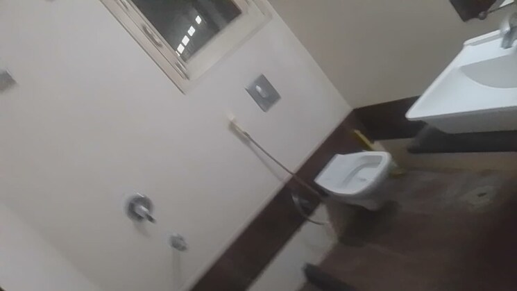 Bathroom, sector 56 3 Bedroom 162 Sq.Mt. Independent House In Sector 56 Noida 8953543