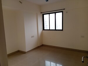 Room in 2.5 BHK Apartment at Puranik City, Kasarvadavali – for Sale
