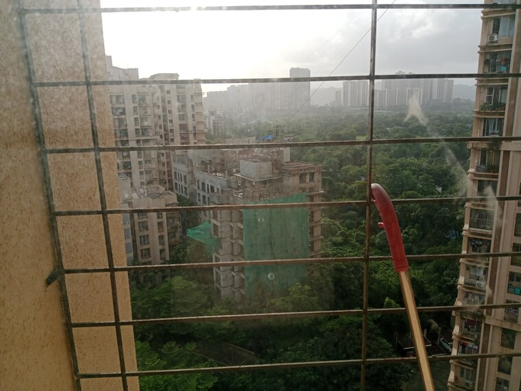 Exterior View, puranik-city 2.5 Bedroom 900 Sq.Ft. Apartment In Kasarvadavali Thane 8953545