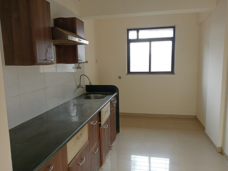 Kitchen, puranik-city 2.5 Bedroom 900 Sq.Ft. Apartment In Kasarvadavali Thane 8953545