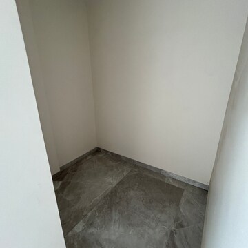Room in 4 BHK Builder Floor at Savedi – for Rent