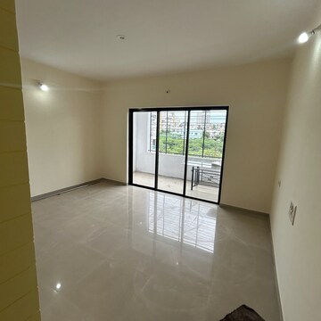 Room in 3 BHK Apartment at Savedi – for Rent