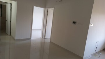 Room in 2 BHK Apartment at Rohan Madhuban, Bavdhan – for Rent