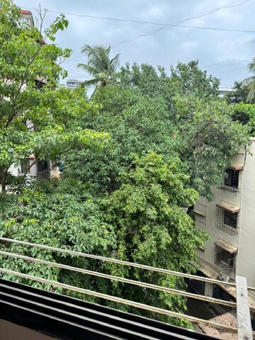 Balcony in 1 BHK Apartment at Bandra West – for Rent
