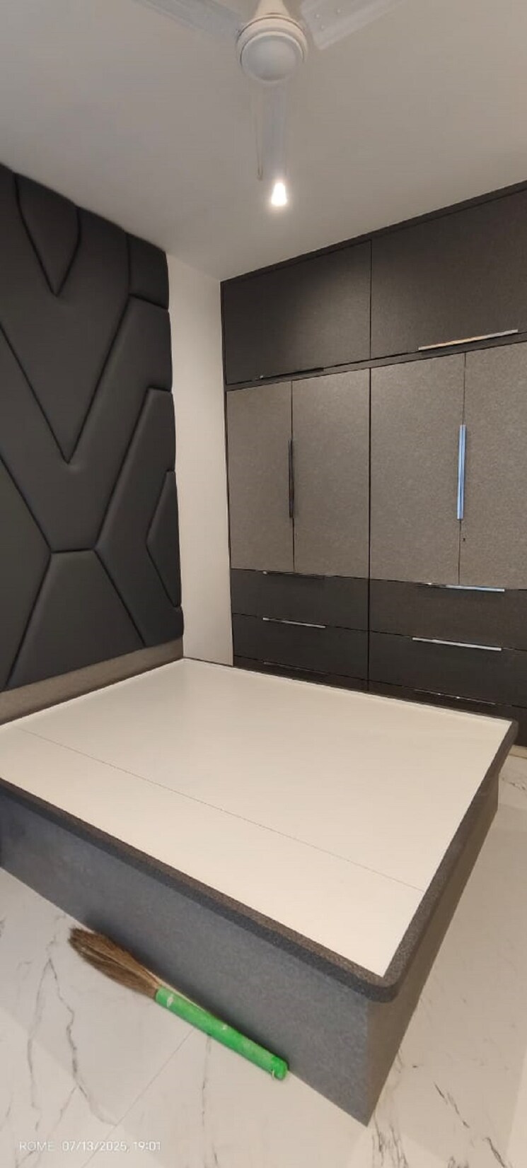 Bedroom, khar west 2 Bedroom 750 Sq.Ft. Apartment In Khar West Mumbai 8953757