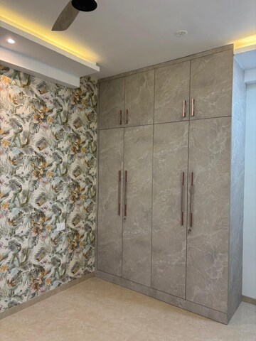 Bedroom in 2 BHK Apartment at Dosti Eastern Bay, Wadala – for Rent