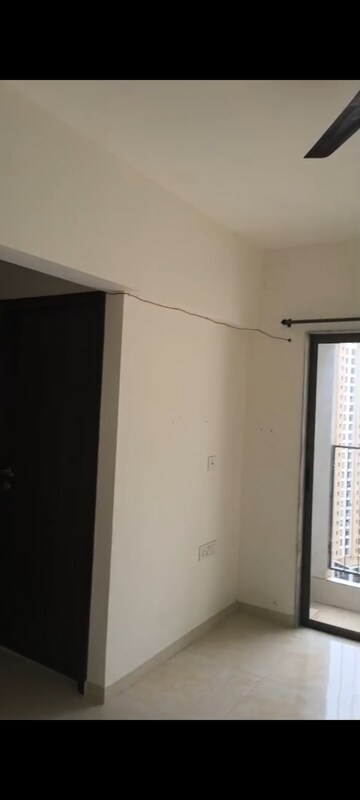 Room in 2 BHK Apartment at Sunteck MaxxWorld 5, Naigaon East – for Sale