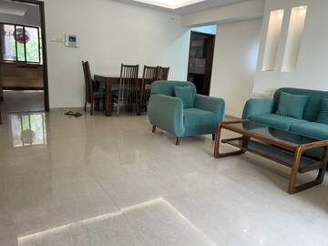 Living Room in 2 BHK Apartment at Khar West – for Rent