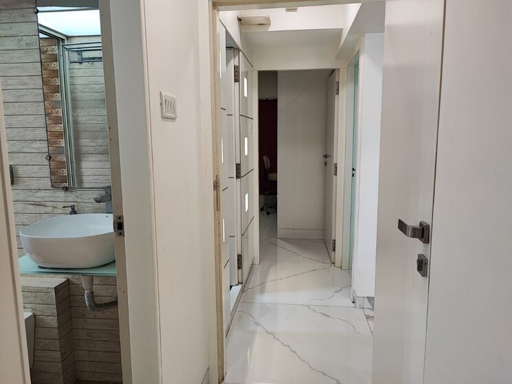 Bathroom, bandra west 2 Bedroom 750 Sq.Ft. Apartment In Bandra West Mumbai 8953802