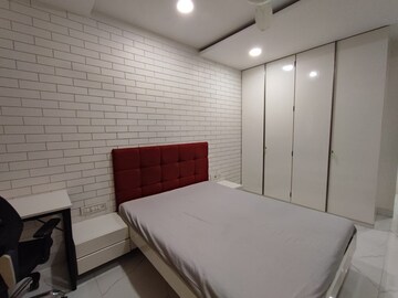 Bedroom in 2 BHK Apartment at Bandra West – for Rent