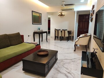 Living Room in 2 BHK Apartment at Bandra West – for Rent