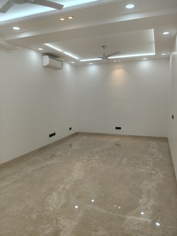  Office Space For Rent in Jungpura Extension