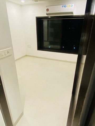 Room in 2 BHK Apartment at Bandra West – for Rent