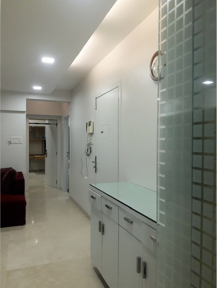 Bathroom, khar west 2 Bedroom 750 Sq.Ft. Apartment In Khar West Mumbai 8953826