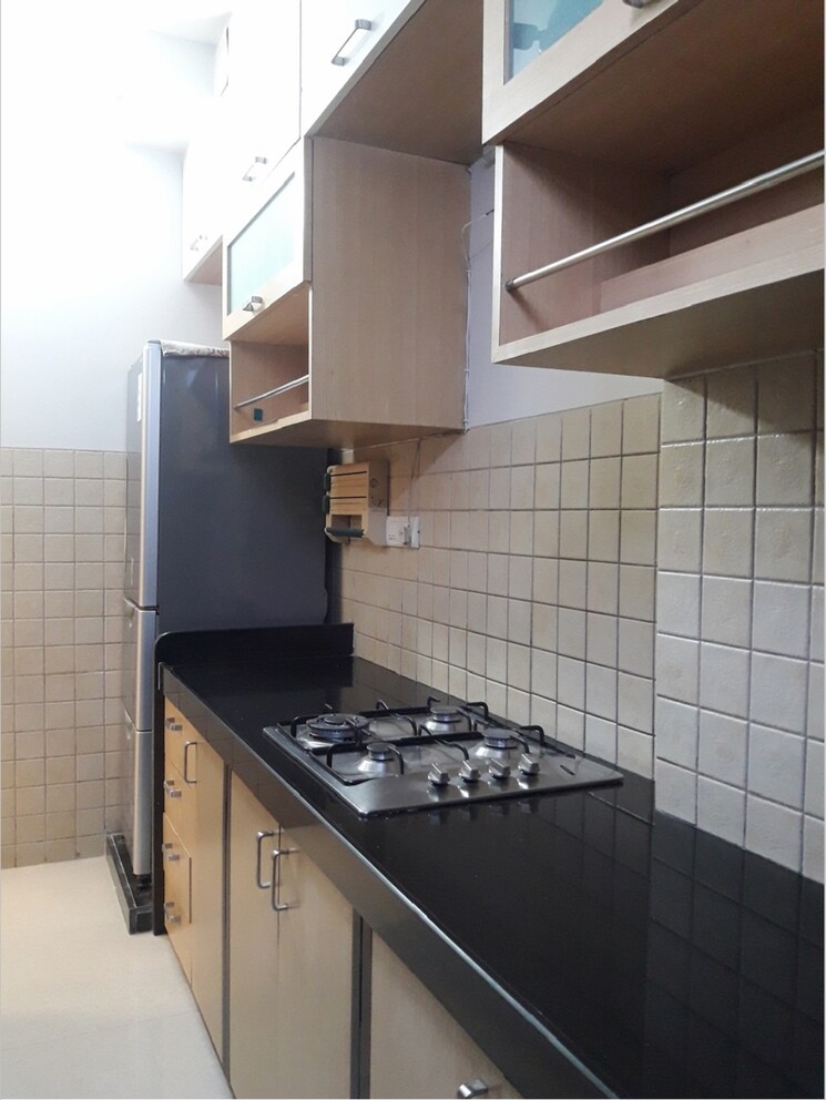 Kitchen, khar west 2 Bedroom 750 Sq.Ft. Apartment In Khar West Mumbai 8953826