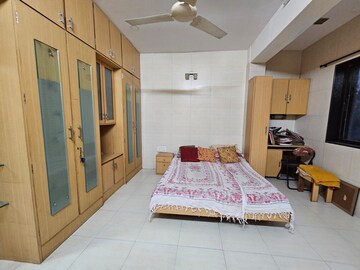 Living Room in 2 BHK Apartment at Dadar West – for Rent