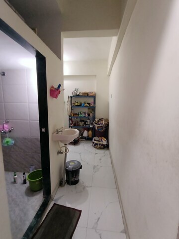 Team Area in 1 BHK Apartment at Dombivli West – for Rent