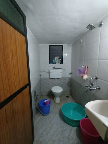Bathroom in 1 BHK Apartment at Dombivli West – for Rent