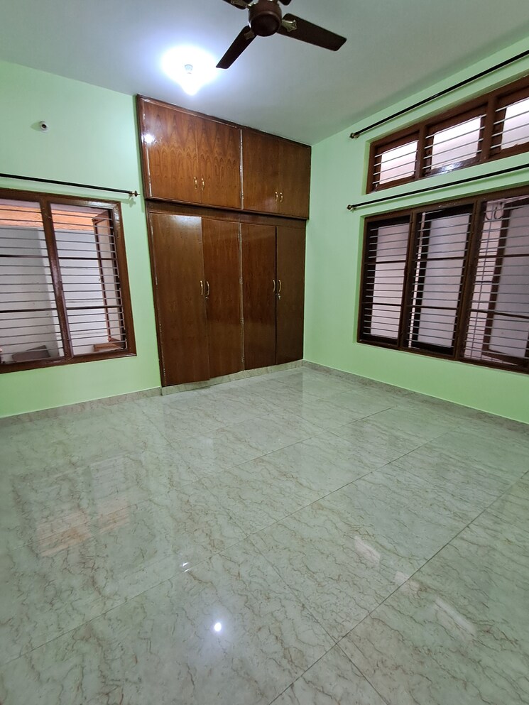 Room, jayanagar 3 Bedroom 1200 Sq.Ft. Builder Floor In Jayanagar Bangalore 8953877