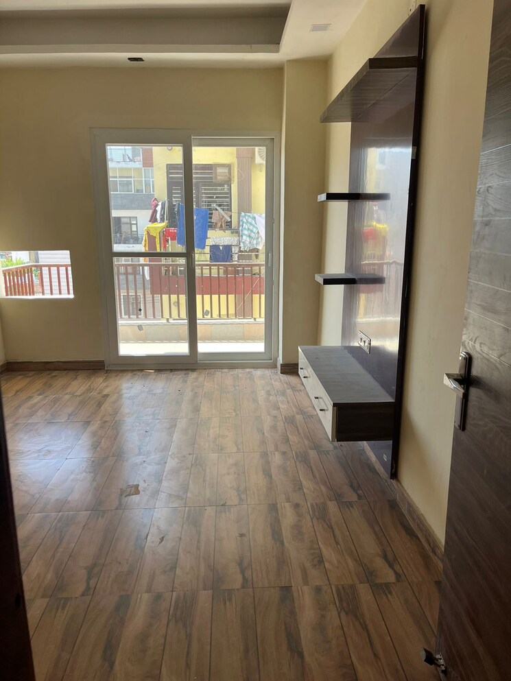 Bedroom, smart-world-gems 3 Bedroom 1423 Sq.Ft. Apartment In Sector 89 Gurgaon 8953883