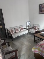 3 BHK + Pooja Room,Servant Room,Study Room,Extra Room 208 Sq.Yd. Independent House in Kothi 8 Marla Corner  1st