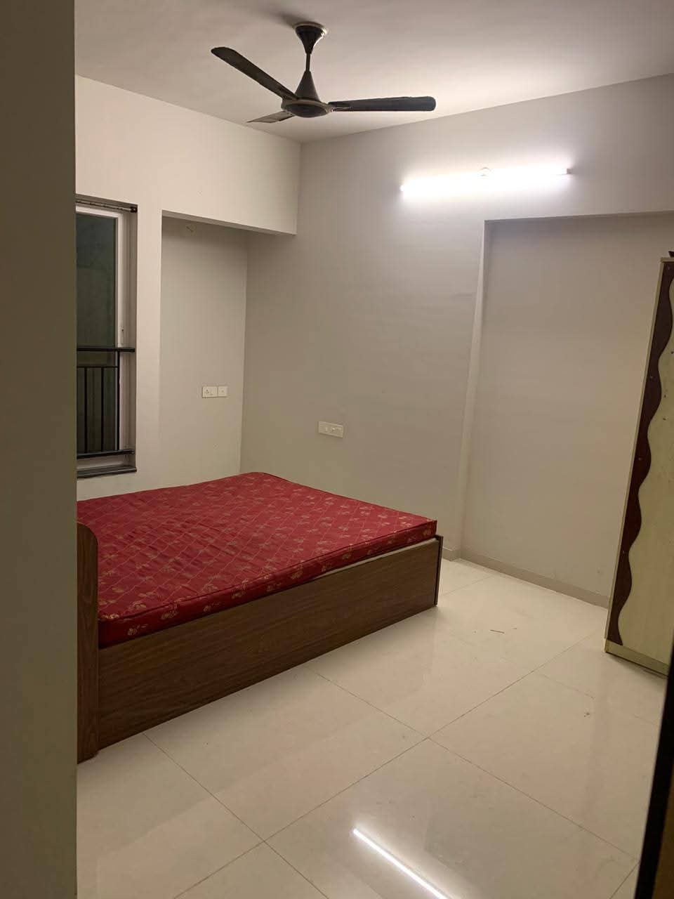 1 BHK + Extra Room Apartment For Rent in Kanakia Spaces Zen World