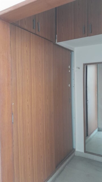 Building Lobby in 3 BHK Builder Floor at Unitech South City II, Sector 50 – for Rent