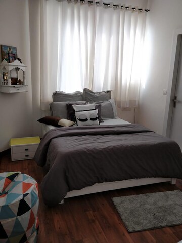 2 BHK Apartment For Rent in DLF Silver Oaks, Sector 26