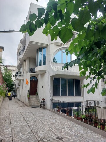 4 BHK Builder Floor For Rent in Maharani Bagh