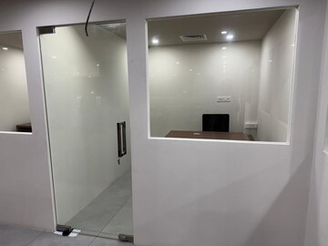   Office Space at Maradu – for Rent