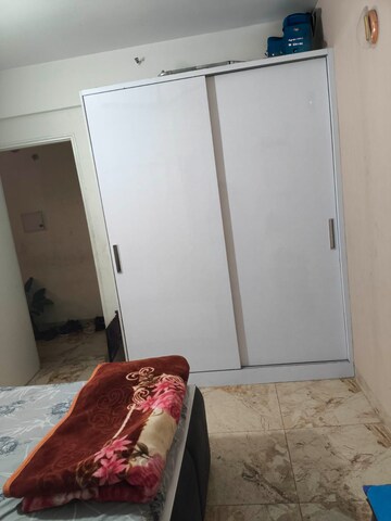 Furnished Amenities in 2 BHK Apartment at Gaur Atulyam, Omicron I Greater Noida – for Rent