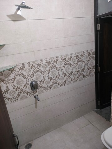 Bathroom in 2 BHK Builder Floor at Urban Estate Dugri – for Rent