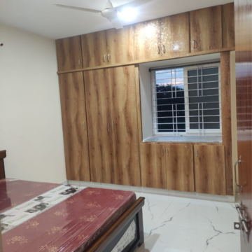 Bedroom in 3 BHK Builder Floor at Kondapur – for Rent