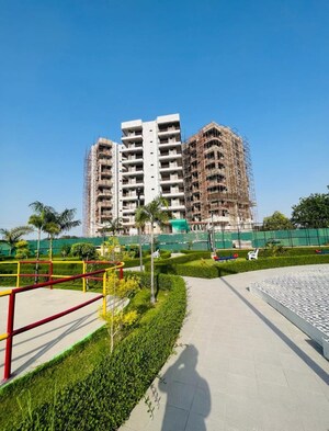 4 BHK Apartment – Exterior View View at Ratan Galaxy, Vrindavan Yojna - for Sale