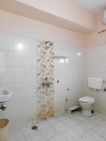 Bathroom in 3 BHK Builder Floor at Kondapur – for Rent