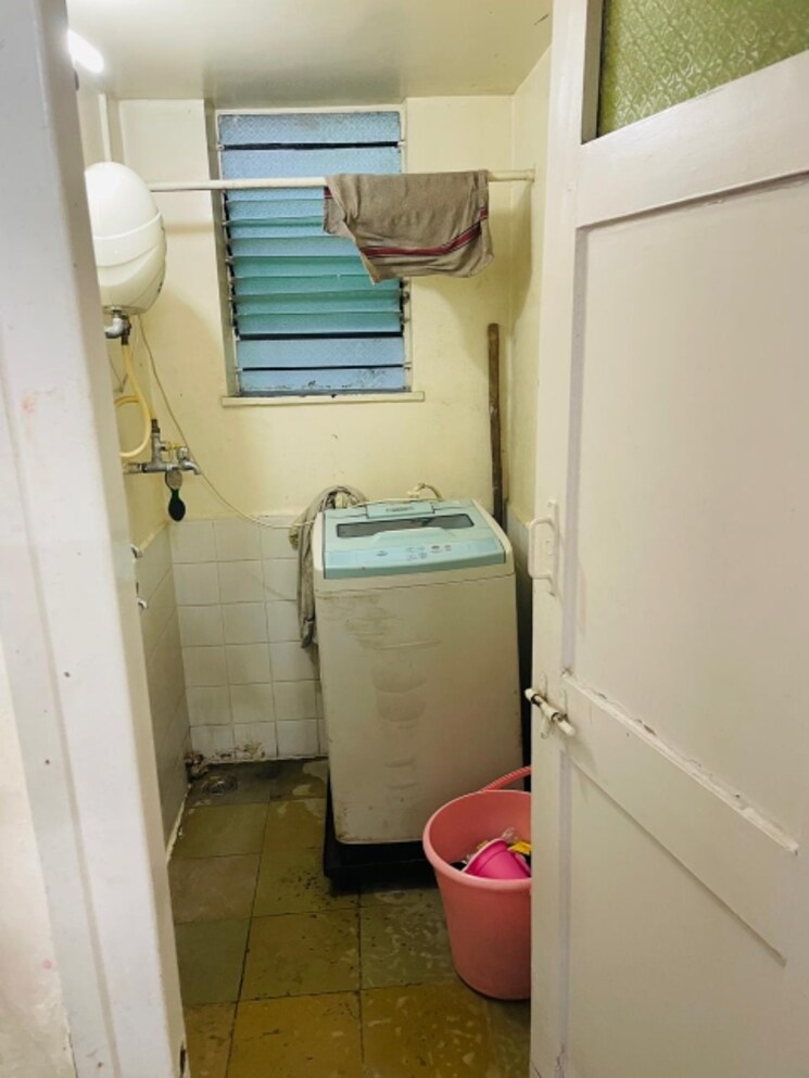 Bathroom, model colony Pg For Girls In Model Colony 8954070