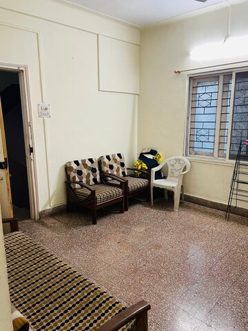  Pg For Rent in Model Colony