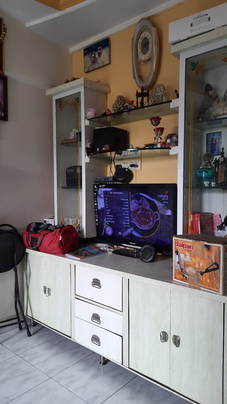 Kitchen, five-star-apartment 1 Bedroom 350 Sq.Ft. Apartment In Tilak Nagar Mumbai 8954107